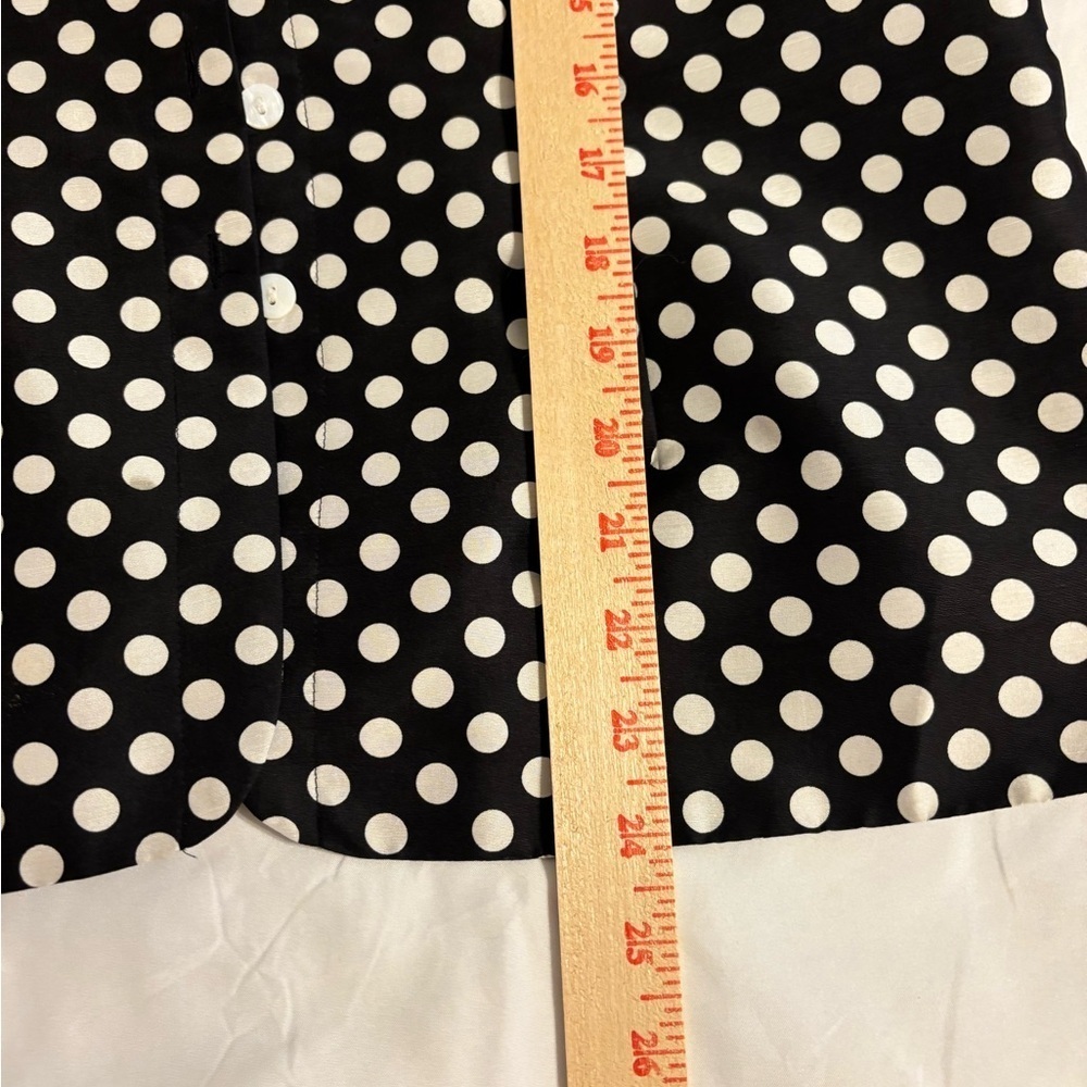 ✨ Carole Little 100% Silk Black White Polka Dot Blouse Medium - Picture 4 of 7